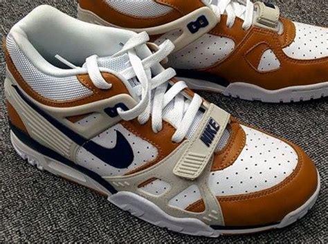 nike air trainer 3 footlocker|nike air trainer retro.